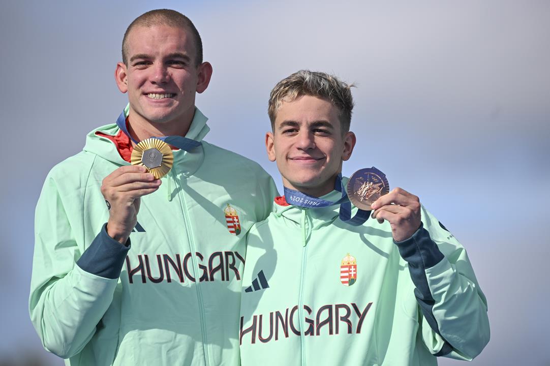 Hungarian gold and bronze in men's 10 km swimming marathon at Paris Olympics