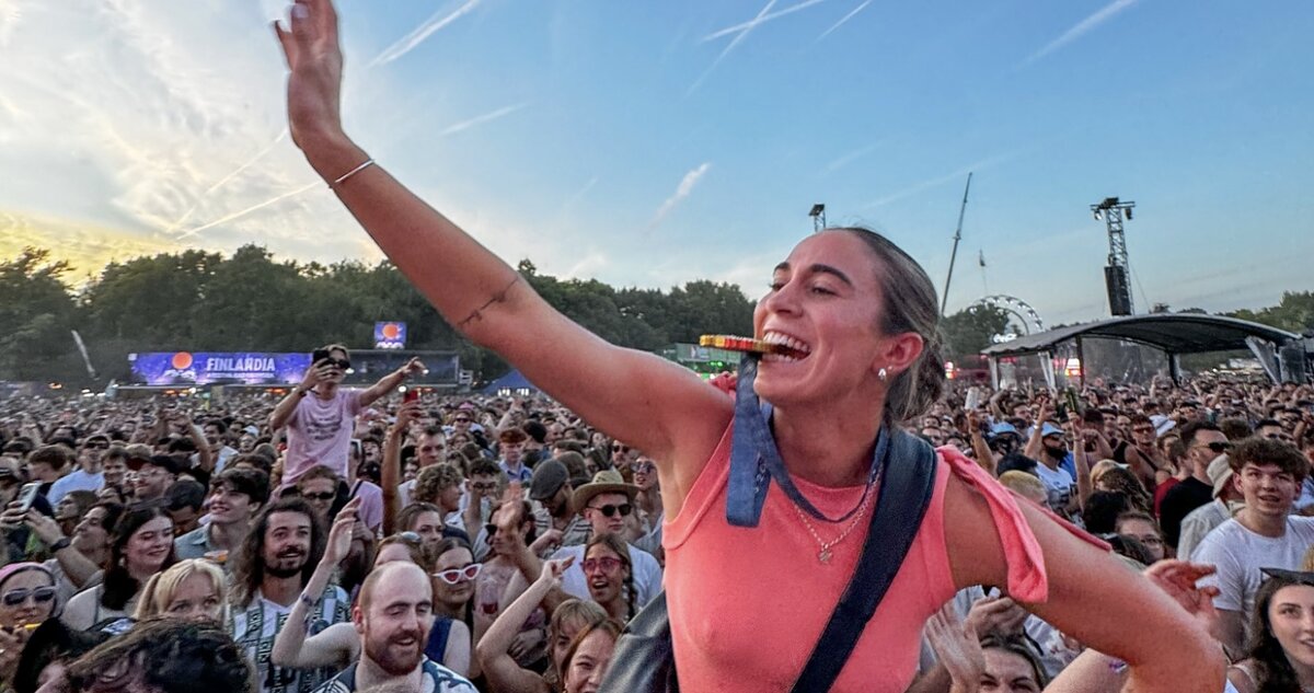 Jazmin Hotham New Zealand Olympic gold medalist lets off steam at Sziget Festival