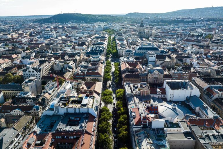 Real estate prices started to decrease in Budapest's heart constitutional amendment