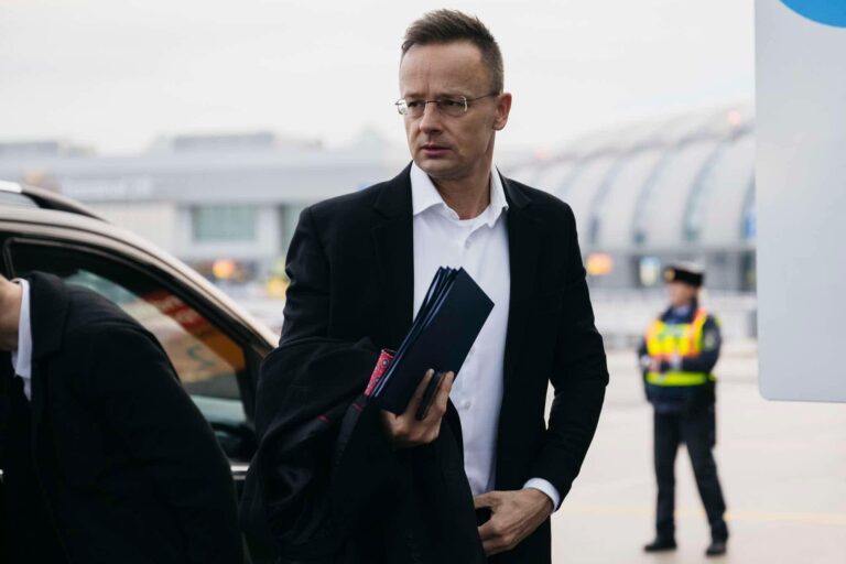 FM Szijjártó anti-Russia sanctions europe Polish government