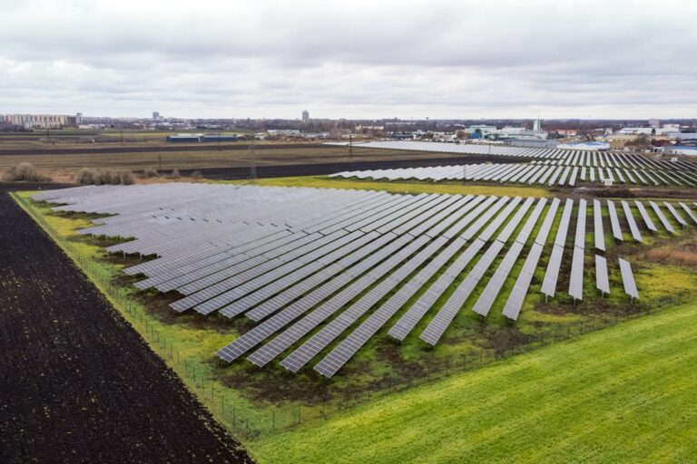 Solar power Hungary energy