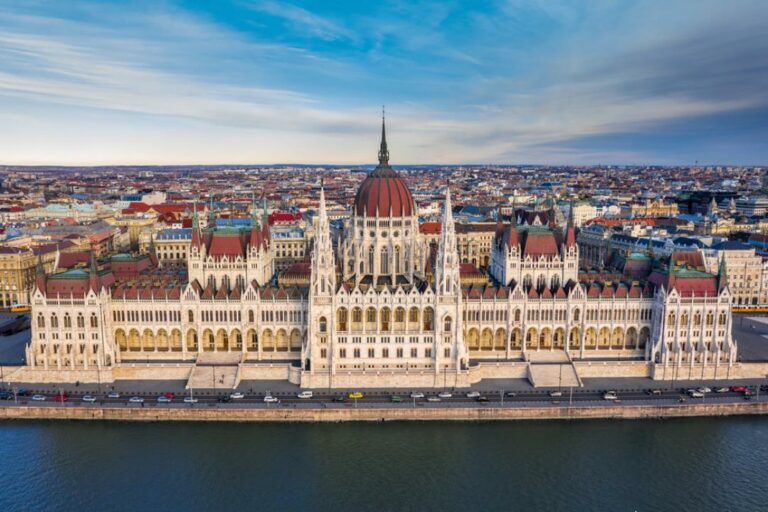 Top Hungary news Hungarian parliament Budapest 24 hours in Budapest budget transparency bill