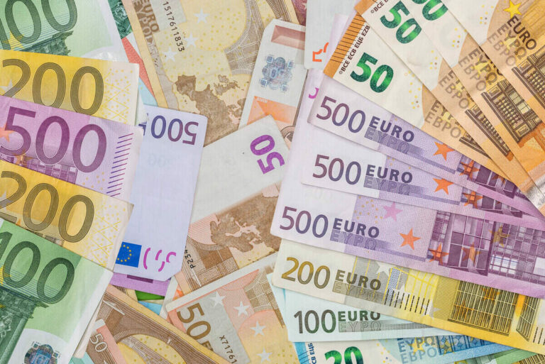 euro Hungarian government EU funds