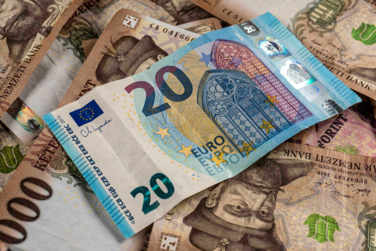 euro Hungarian forint