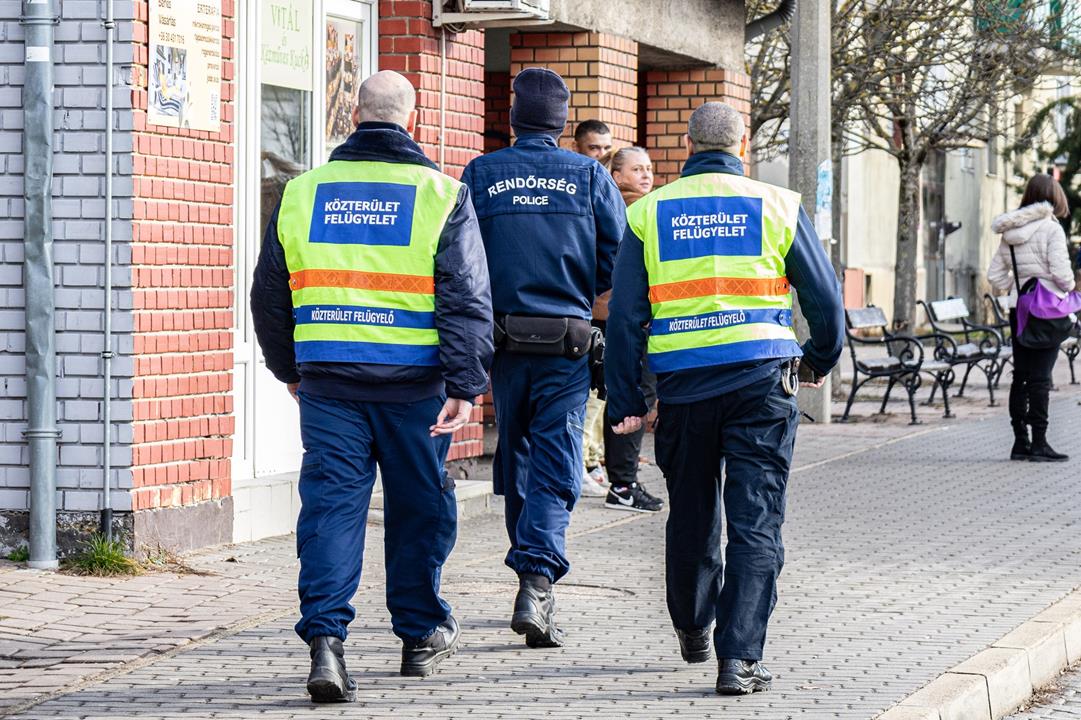 Bomb threat in Hungary