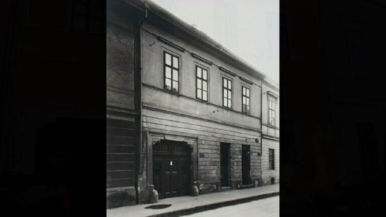 Budapest Castle District haunted street history