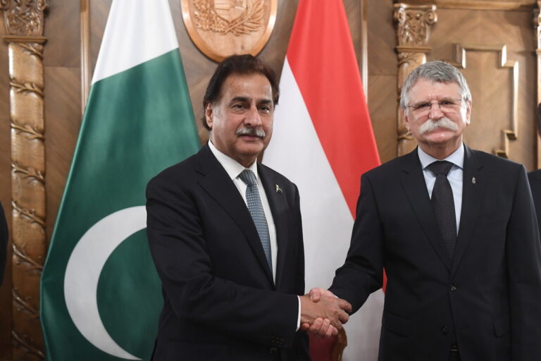 László Kövér Pakistan speaker