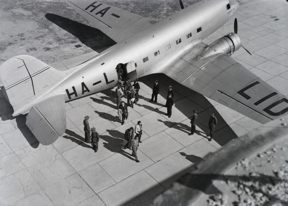 Liszunov Li-2P aircraft 1946 domestic flights