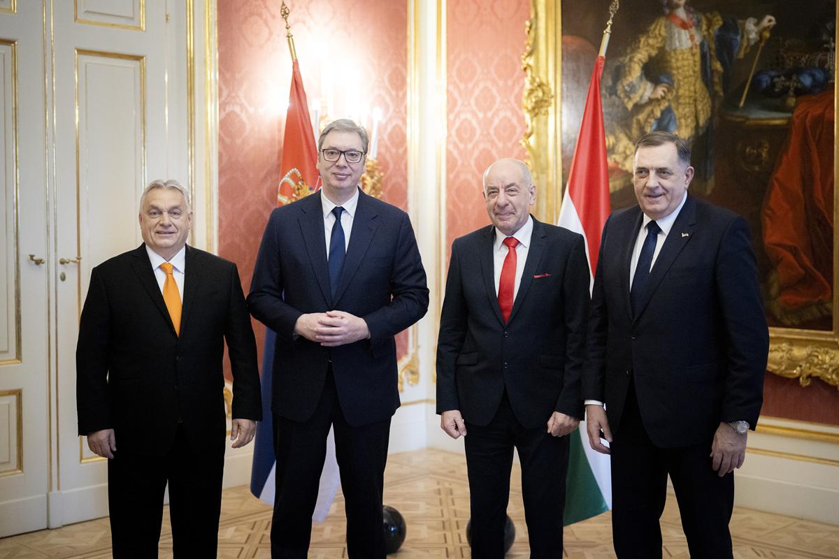 Vucic in BUdapest