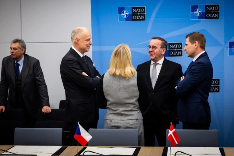 szalay-bobrovniczky defence minister usa nato eu