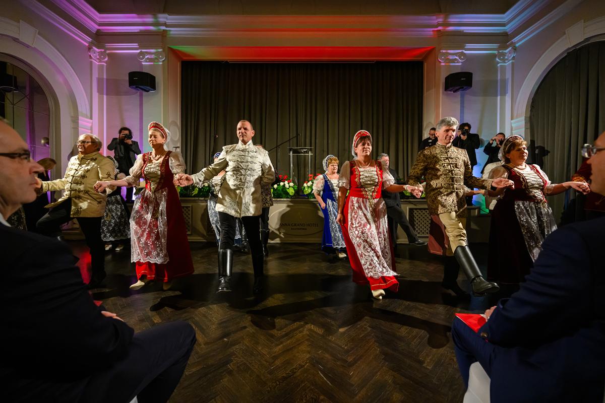 traditional dance hungary