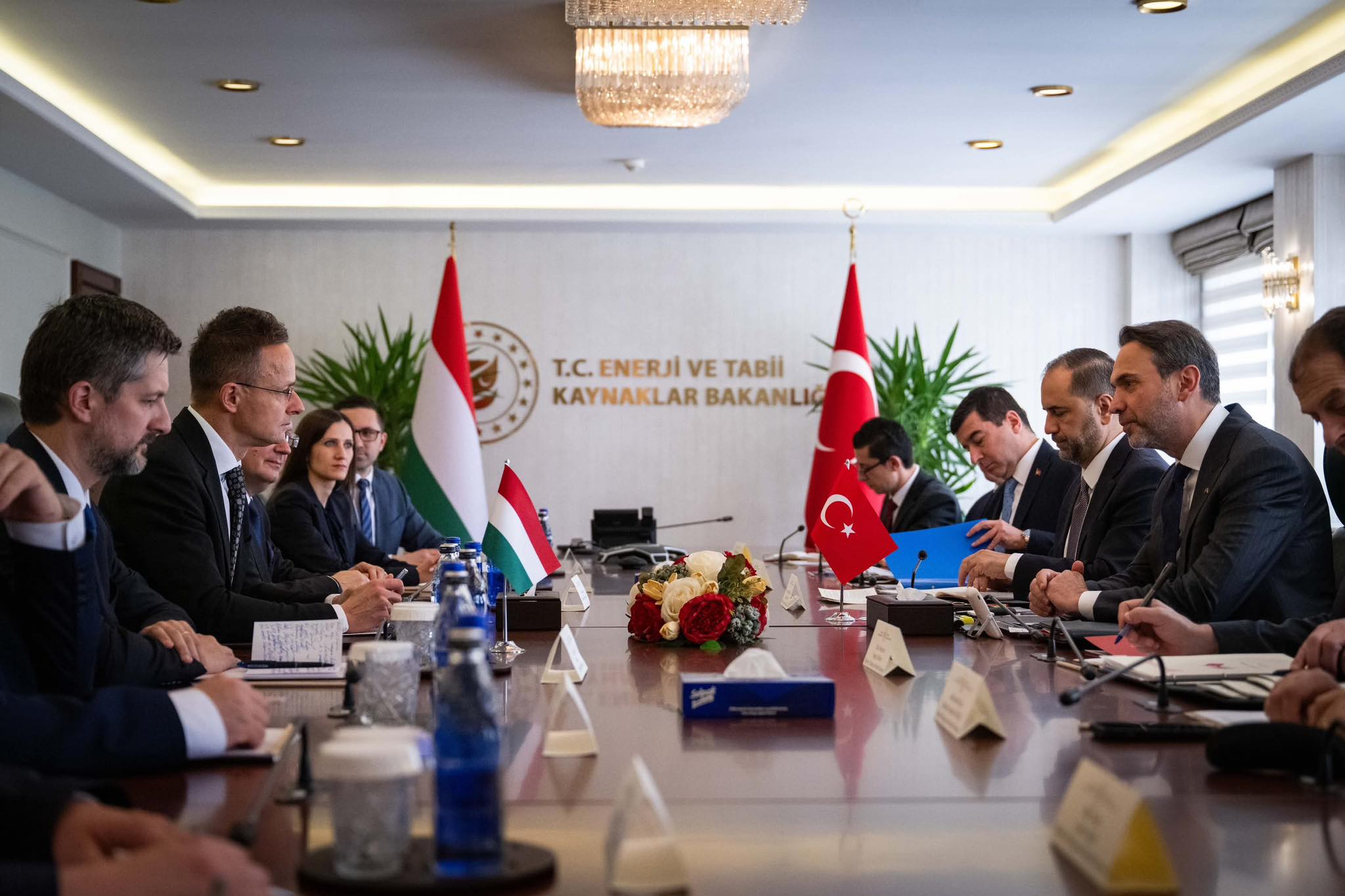 FM Szijjártó Türkiye peace efforts