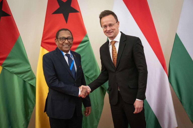 FM Szijjártó with Guinea-Bissau FM in Budapest