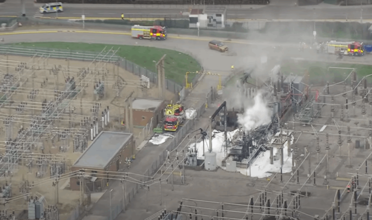Heathrow fire causes flight cancellations at Budapest Airport