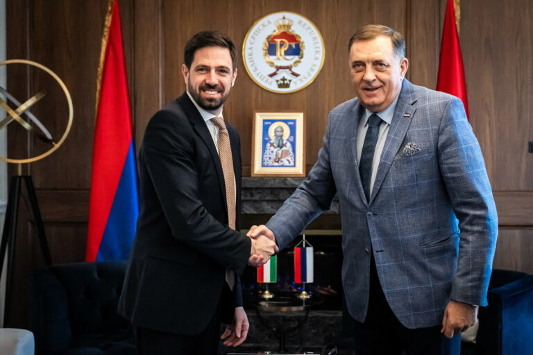 Levente Magyar Milorad Dodik Bosnia