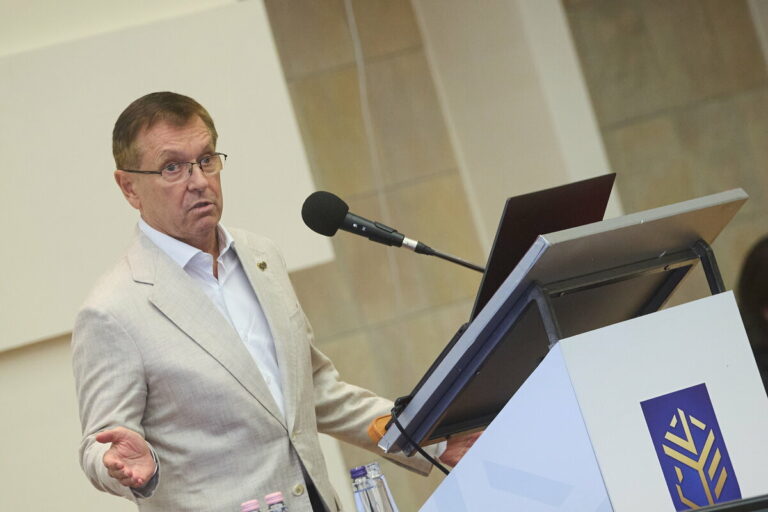Is the son of the former National Bank of Hungary governor running a private equity empire under a false name?