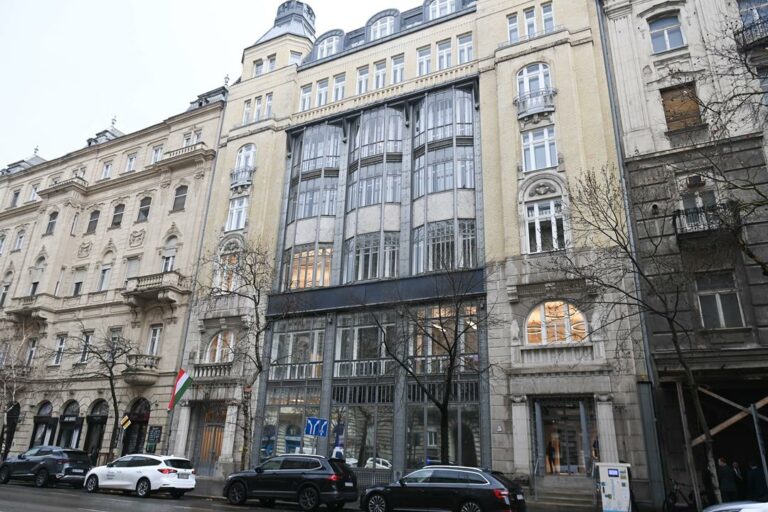 New Hungarian Research Network HUN-REN headquarters opened
