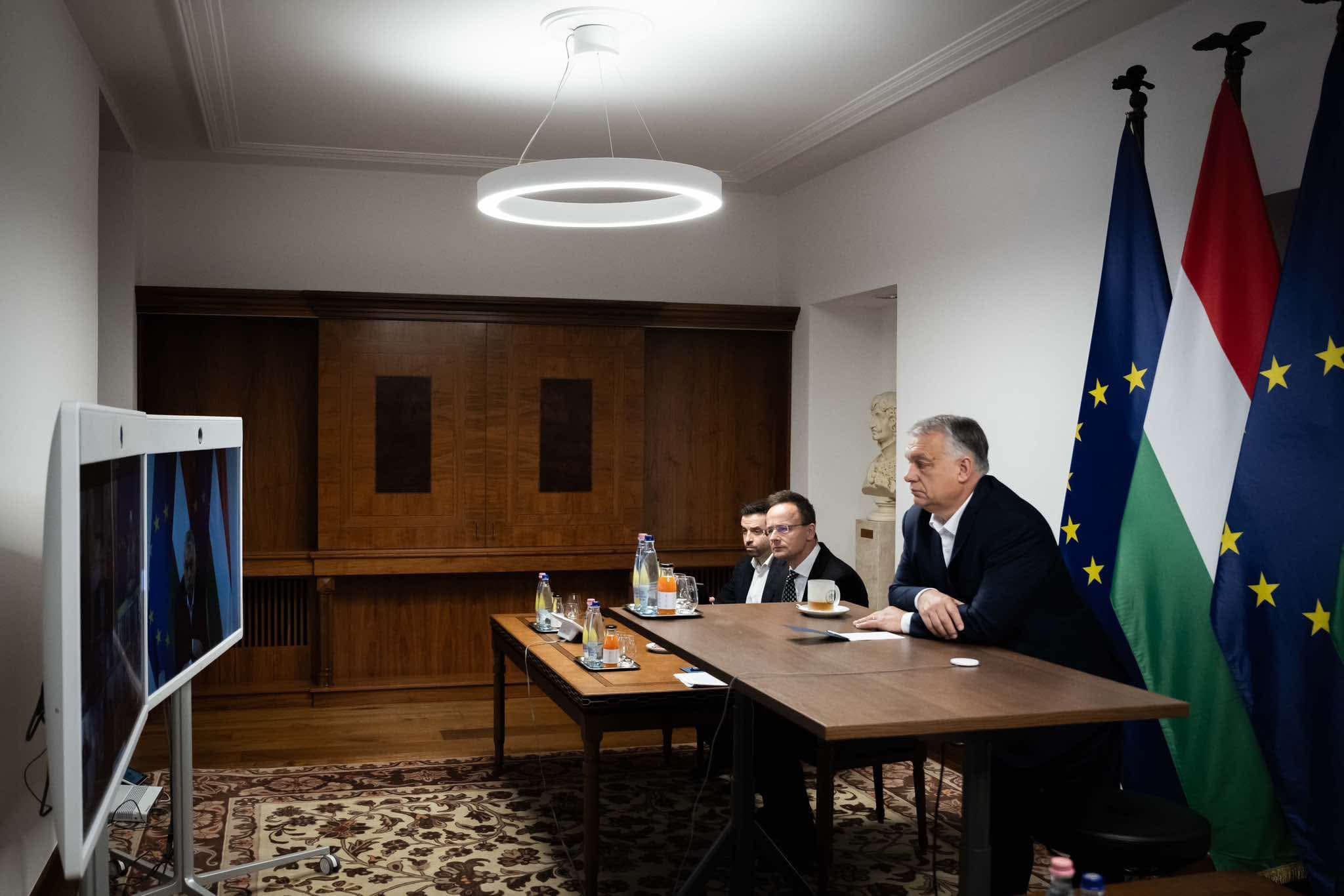 Orbán Szijjártó video conference London meeting no invitation