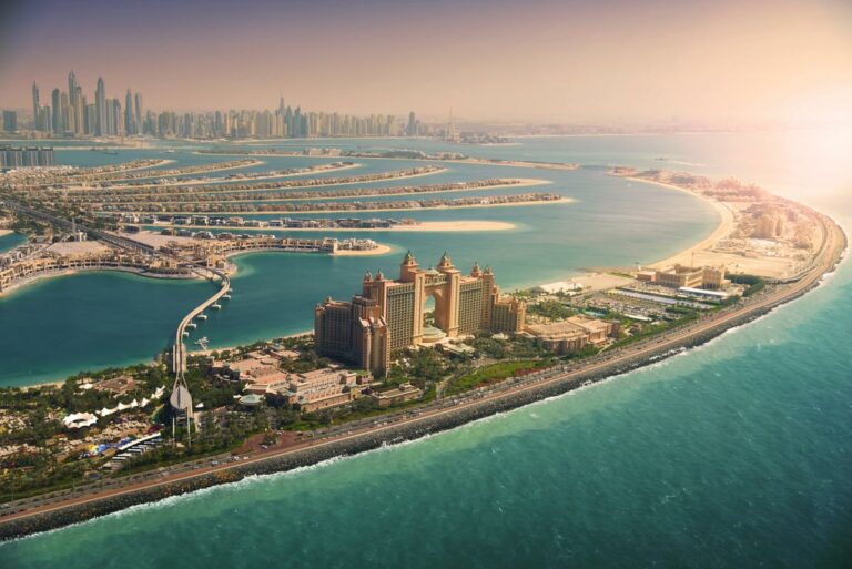 Palm Jumeirah dubai uae