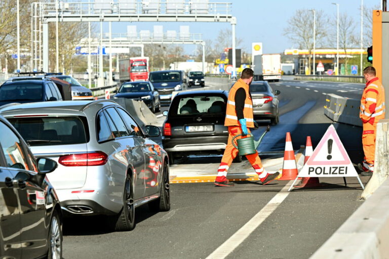 Border controls Austrian authorities Hungary Schengen border