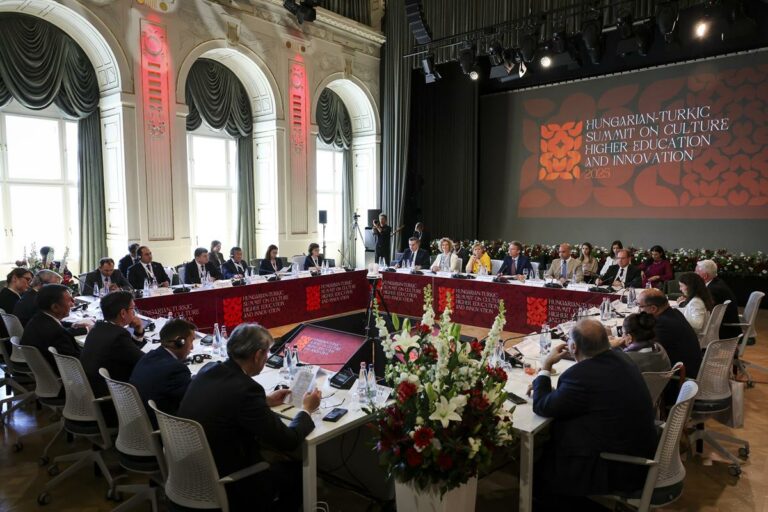 Hungarian-Turkish cultural, higher education and innovation summit in Budapest