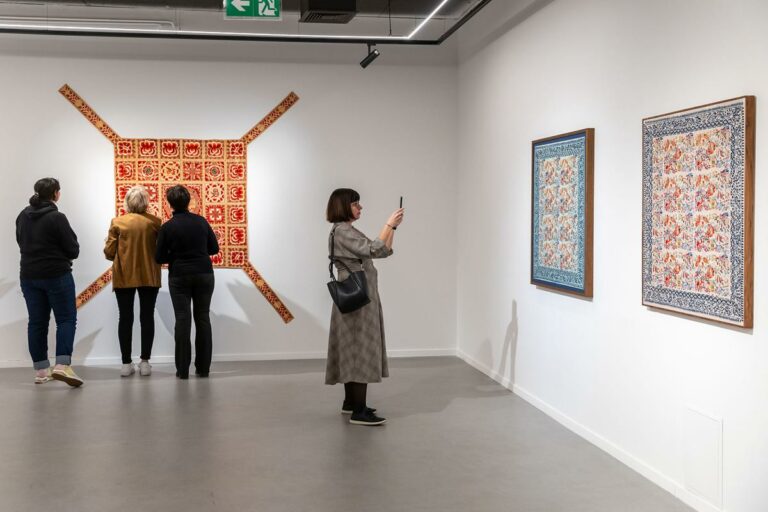 Traditional Korean embroidery exhibition opened in Budapest
