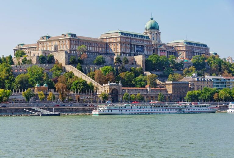 Buda Castle District new website
