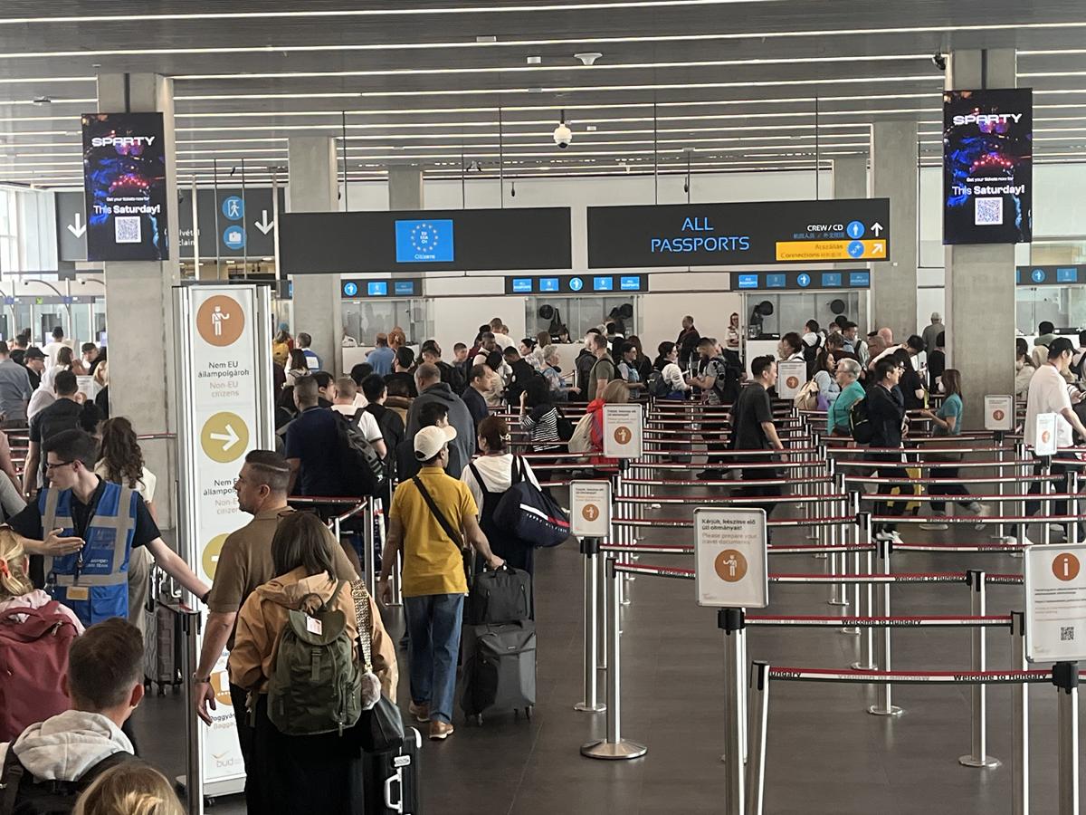 Budapest Airport flights Airport Liszt Ferenc Hungary visa citizenship passport border