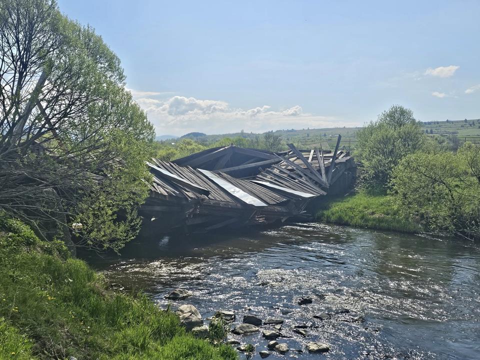 Maroshévíz bridge collapsed
