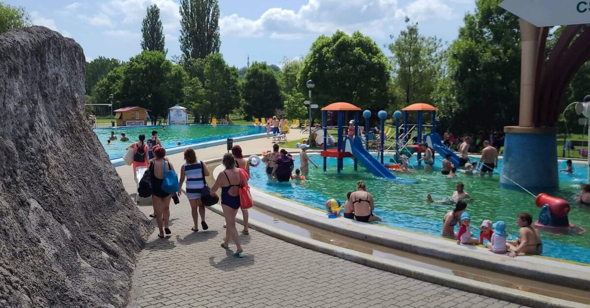 Virágfürdő Kaposvár baths in Hungary