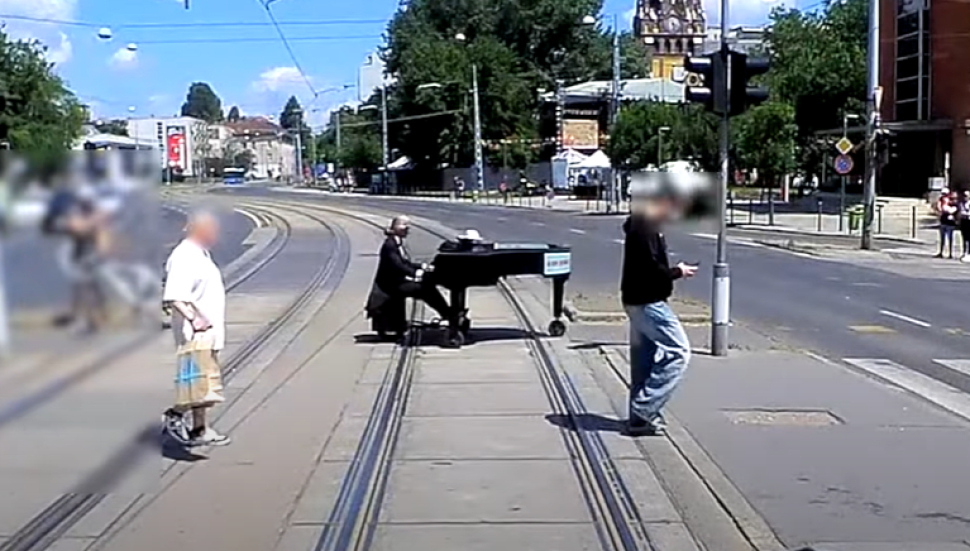 Driving piano man Budapest