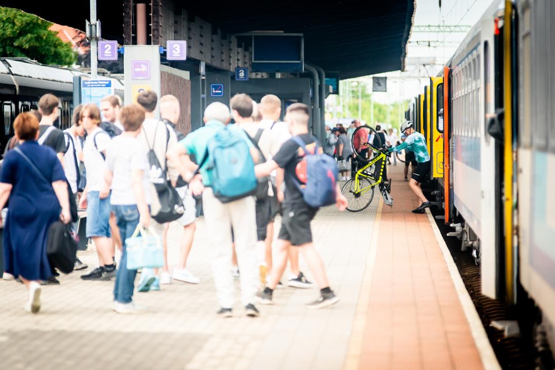 Hungarian State Railways is preparing intensively for the weekend (Copy)
