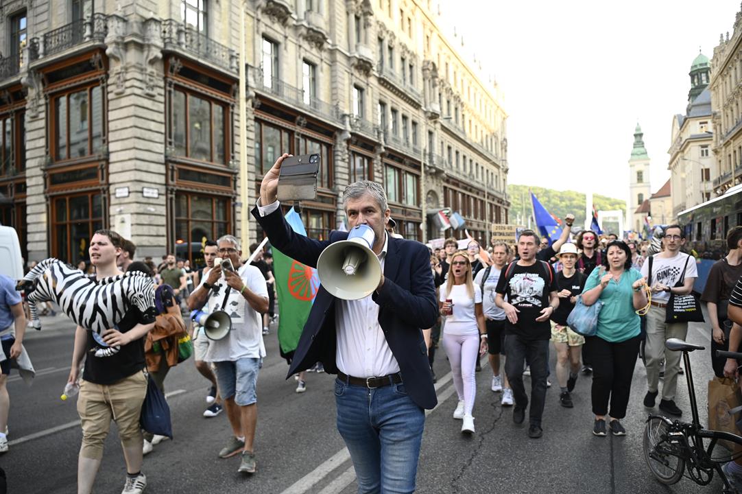 MP Hadházy demonstration in Budapest