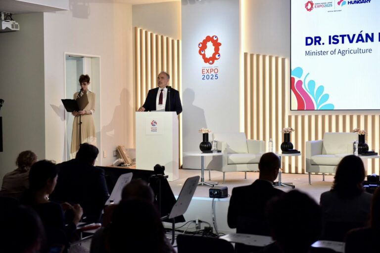 Ministry promotes premium Hungarian honey, mangalica pork at Expo 2025 Osaka