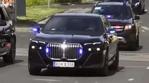 Orbán’s new armored BMW fleet: two luxury cars worth over €1.2 million