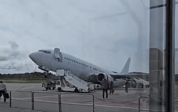 Wizz Air plane tilted in Norway (Copy)
