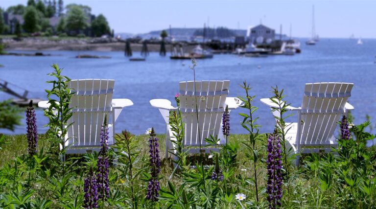 adirondack wood chairs