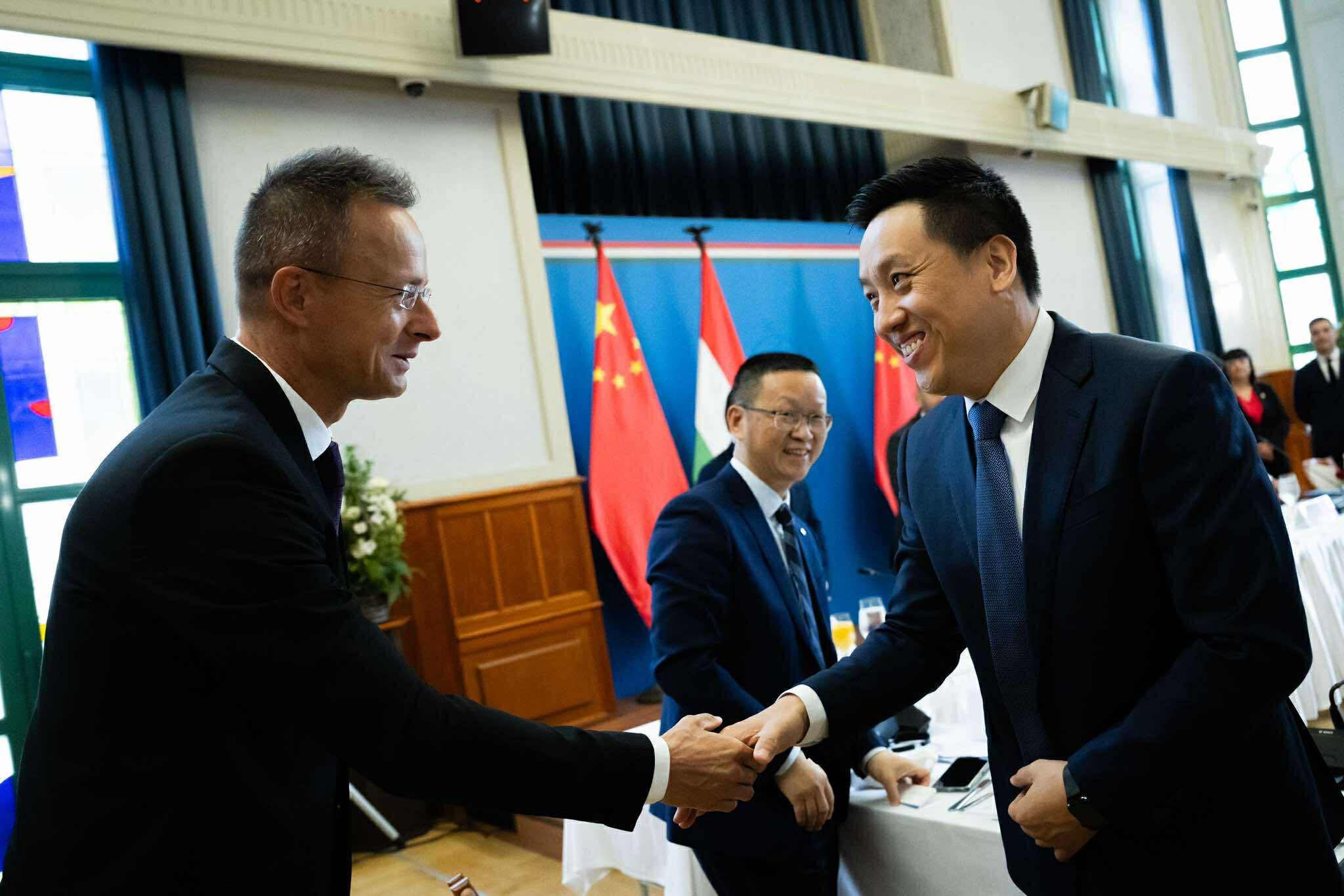 Hungary China investment Szijjártó