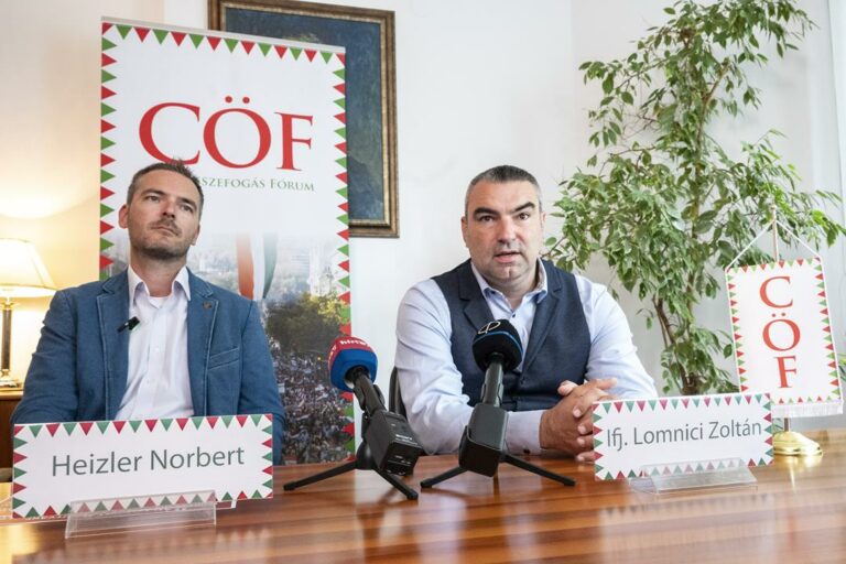 Investigative journalism Átlátszó