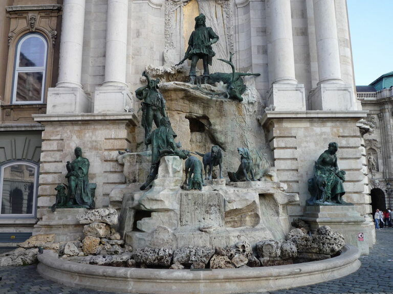Matthias Fountain Hunyadi Matthias Buda Castle captaincy