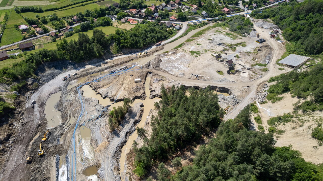 Praid Salt Mine disaster transylvania korond stream