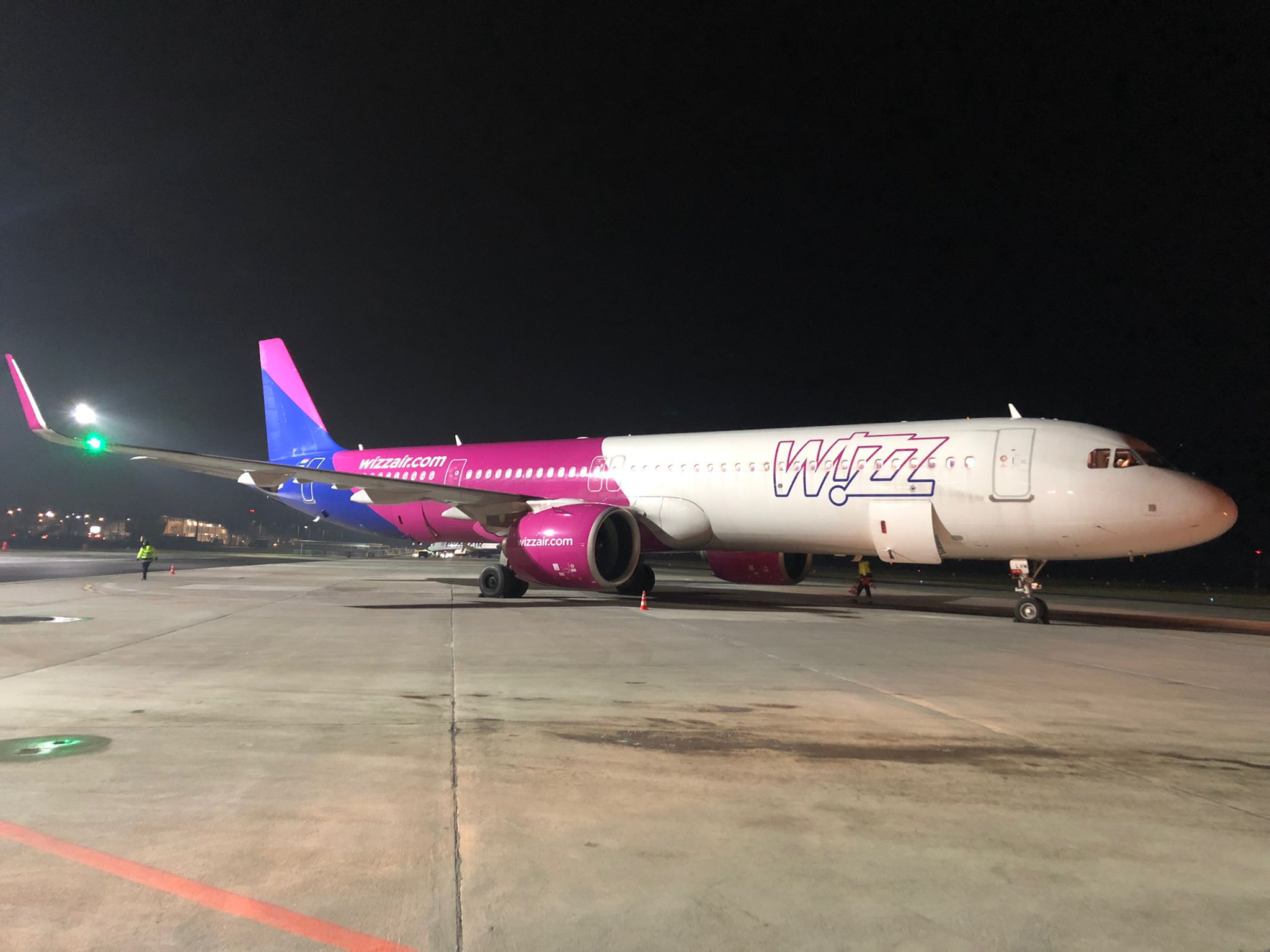 Wizz Air Warsaw Modlin Airport flights competition Ryanair 2025