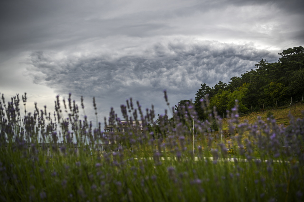 thunderstorm clouds alert weather hungary